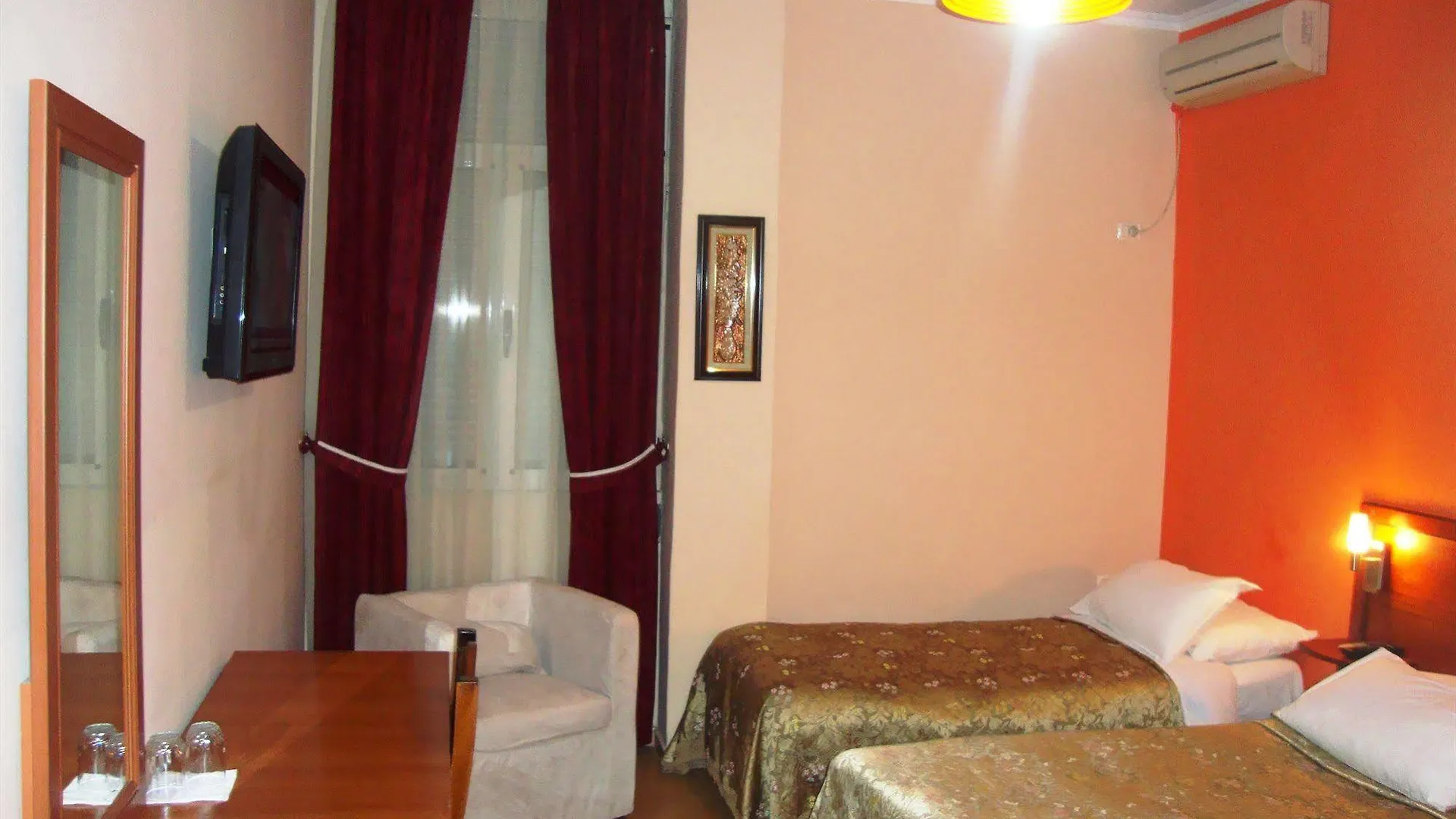 Hotel Nobel Τίρανα