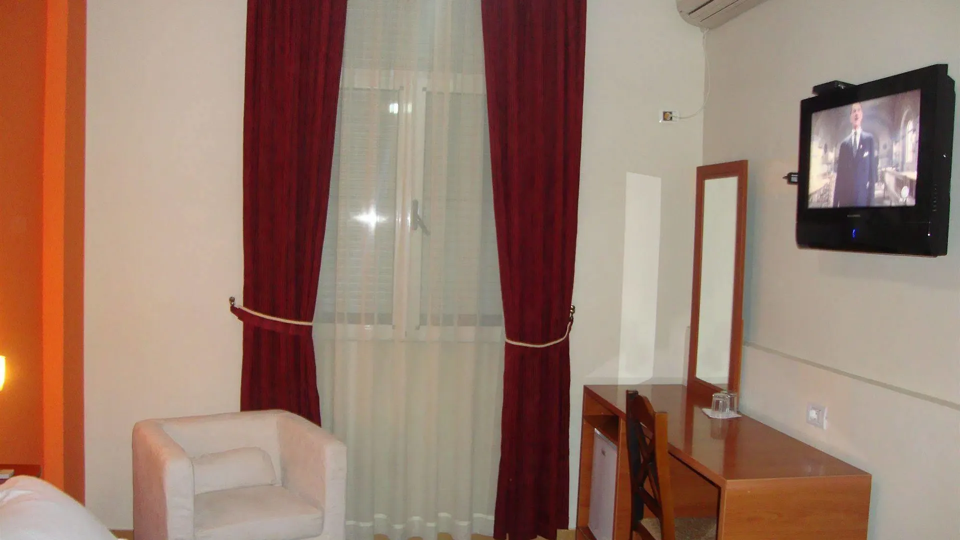 Hotel Nobel Τίρανα
